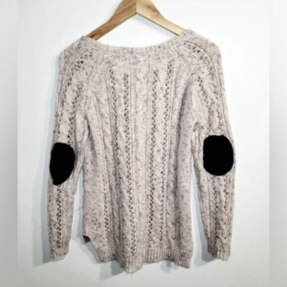 Pink Rose Equestrian style Loose Knit Patch Sweater- Size Small - Picture 2 of 14